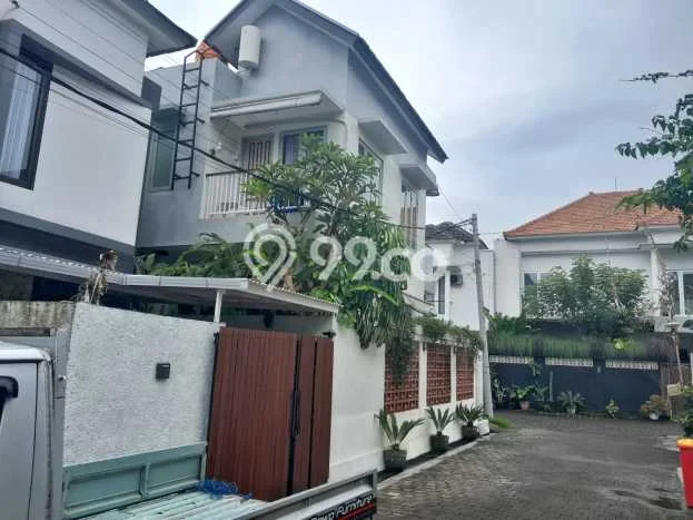 Disewakan! Rumah 2 Kamar Tidur &
1 Kamar Mandi di Sanur, Denpasar Disewakan! Rumah 2 Kamar Tidur &
1 Kamar Mandi di Sanur, Denpasar