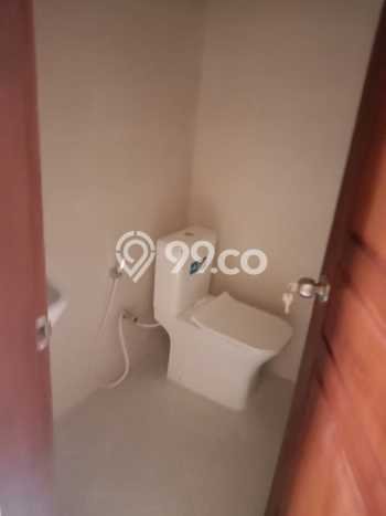 Disewakan! Rumah 3 Kamar Tidur &
2 Kamar Mandi di Renon, Denpasar Disewakan! Rumah 3 Kamar Tidur &
2 Kamar Mandi di Renon, Denpasar