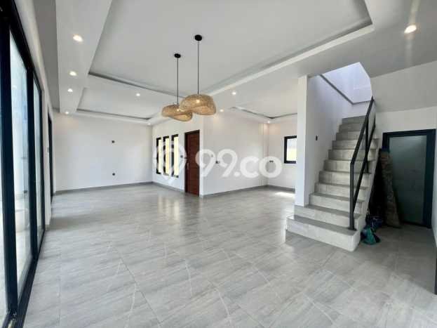 Vila Kawasan , Luas 200m2m², Dekat ke Fasilitas Umum Vila Kawasan , Luas 200m2m², Dekat ke Fasilitas Umum