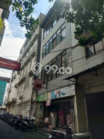 Area Ramai! Ruko Dijual di Regol untuk Bisnis Luas Bangunan 150m2 Area Ramai! Ruko Dijual di Regol untuk Bisnis Luas Bangunan 150m2