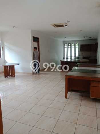 Sewa Rumah Murah di Riau Bandung Punya 6 Kamar Tidur Sewa Rumah Murah di Riau Bandung Punya 6 Kamar Tidur