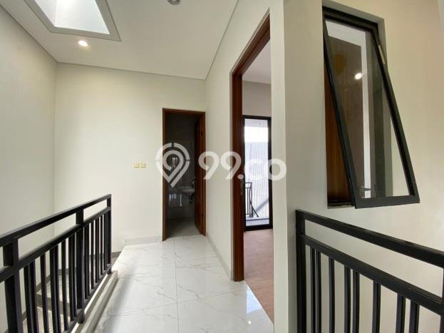 Jual Rumah Strategis Bagus Punya 4 KT di Bojongloa Kidul Bandung SHM Jual Rumah Strategis Bagus Punya 4 KT di Bojongloa Kidul Bandung SHM