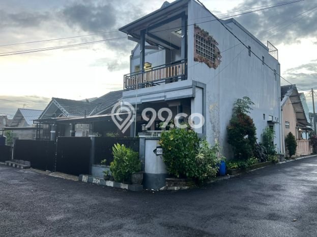 Rumah Modern Cantik 4 Kamar Siap Huni di Antapani Rumah Modern Cantik 4 Kamar Siap Huni di Antapani