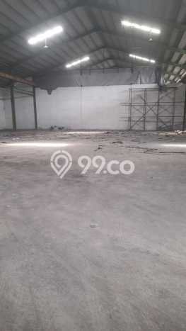 Unit Gudang Disewa Lokasi Cakung, Jakarta Timur Spesifikasi Luas Bangunan 1050m2 Unit Gudang Disewa Lokasi Cakung, Jakarta Timur Spesifikasi Luas Bangunan 1050m2