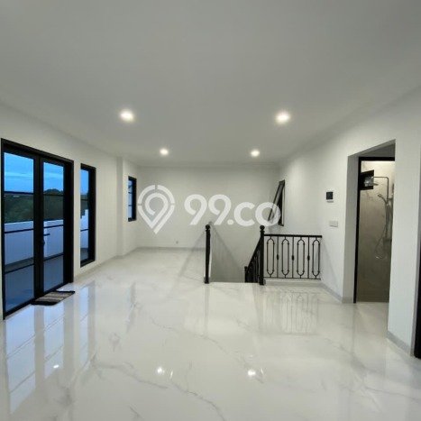 Rumah Modern Minimalis 4 Kamar Bisa Langsung Pindah di Ciracas Rumah Modern Minimalis 4 Kamar Bisa Langsung Pindah di Ciracas