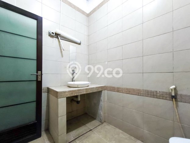 Dijual Cepat Rumah Bagus Siap Huni LB 190m2 di Ciputat, Tangerang Selatan Dijual Cepat Rumah Bagus Siap Huni LB 190m2 di Ciputat, Tangerang Selatan