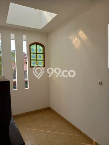 Rumah Luas Asri 4 KT Siap Pakai di Sukmajaya Depok Rumah Luas Asri 4 KT Siap Pakai di Sukmajaya Depok