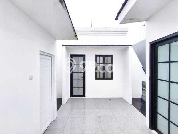 Dijual Rumah Mewah Exclusive di Kebon Jeruk, Jakarta Barat Dijual Rumah Mewah Exclusive di Kebon Jeruk, Jakarta Barat