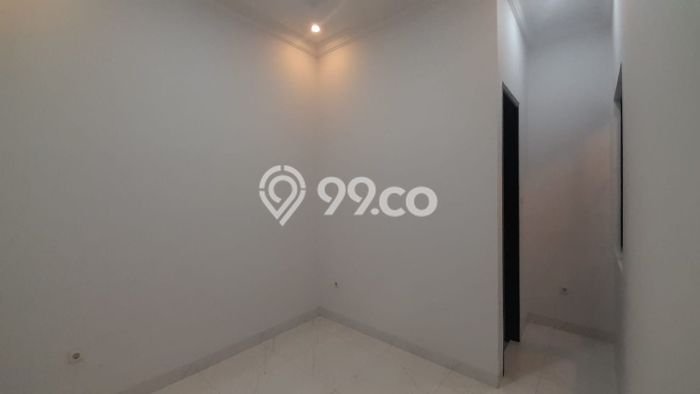 Siap Huni Hunian Elit 4 Kamar di Jagakarsa Dekat ke Mana Pun Siap Huni Hunian Elit 4 Kamar di Jagakarsa Dekat ke Mana Pun