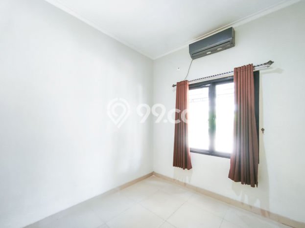 Jual Rumah Strategis Bagus Punya 5 KT di Cinere Depok SHM Jual Rumah Strategis Bagus Punya 5 KT di Cinere Depok SHM