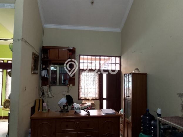 Rumah 4 KT 2 KM LT 175m², LB 150m² di Duren Sawit, Jakarta Timur Rumah 4 KT 2 KM LT 175m², LB 150m² di Duren Sawit, Jakarta Timur