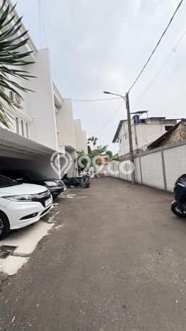 Rumah Lingkungan Asri kawasan Jagakarsa, Jakarta Selatan, LT 62m² Bangunan 120m² Rumah Lingkungan Asri kawasan Jagakarsa, Jakarta Selatan, LT 62m² Bangunan 120m²