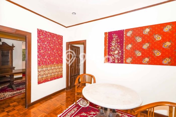 Hot Offer Hunian Mewah Ideal dan Luas di Cinere, Depok Hot Offer Hunian Mewah Ideal dan Luas di Cinere, Depok