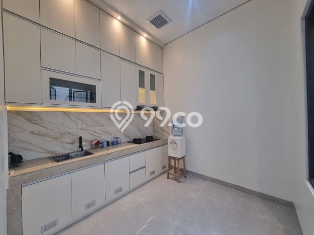 Dijual Rumah Premium dengan Fasilitas Sekitar Komplit di Jagakarsa, Jakarta Selatan Dijual Rumah Premium dengan Fasilitas Sekitar Komplit di Jagakarsa, Jakarta Selatan