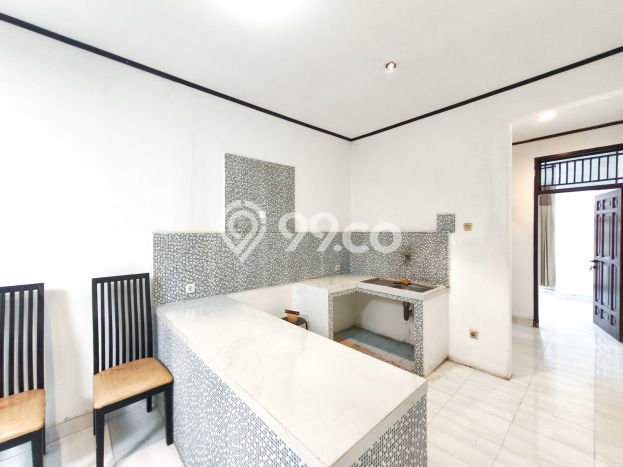 Dijual Cepat Rumah Bagus Siap Huni LB 190m2 di Ciputat, Tangerang Selatan Dijual Cepat Rumah Bagus Siap Huni LB 190m2 di Ciputat, Tangerang Selatan