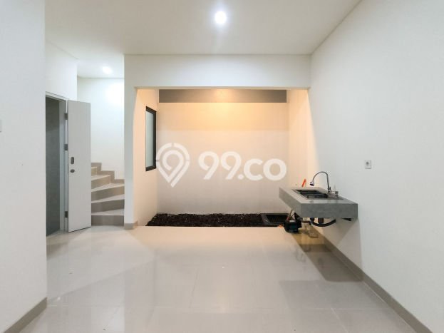 Rumah Strategis Minimalis Lb 85m2 di Pasar Rebo, Jakarta Timur Rumah Strategis Minimalis Lb 85m2 di Pasar Rebo, Jakarta Timur