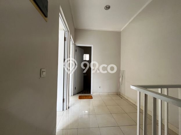 Rumah Strategis Modern Lb 73m2 di Serpong, Tangerang Selatan Rumah Strategis Modern Lb 73m2 di Serpong, Tangerang Selatan