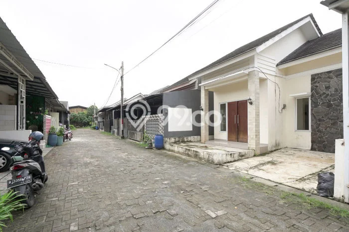 Rumah Luas Asri 2 KT Siap Pakai di Galaxy Bekasi Rumah Luas Asri 2 KT Siap Pakai di Galaxy Bekasi
