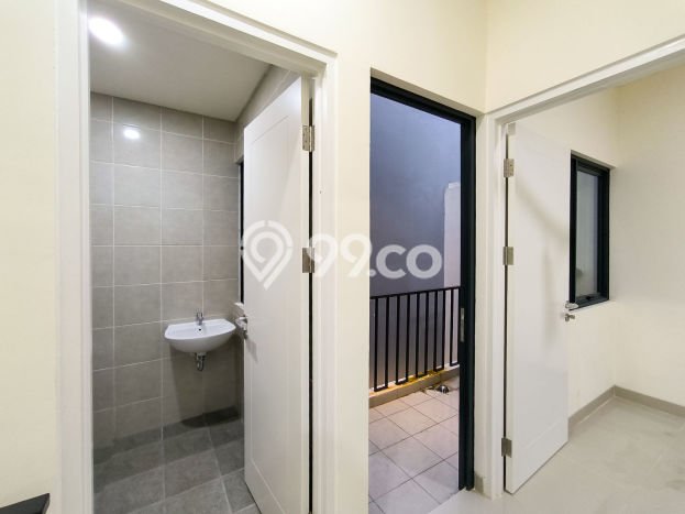 Rumah Strategis Minimalis Lb 85m2 di Pasar Rebo, Jakarta Timur Rumah Strategis Minimalis Lb 85m2 di Pasar Rebo, Jakarta Timur
