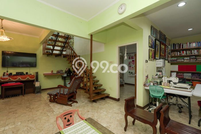 Rumah Eksklusif Dijual LT 331m2 di Duren Sawit, Jakarta Timur Rumah Eksklusif Dijual LT 331m2 di Duren Sawit, Jakarta Timur