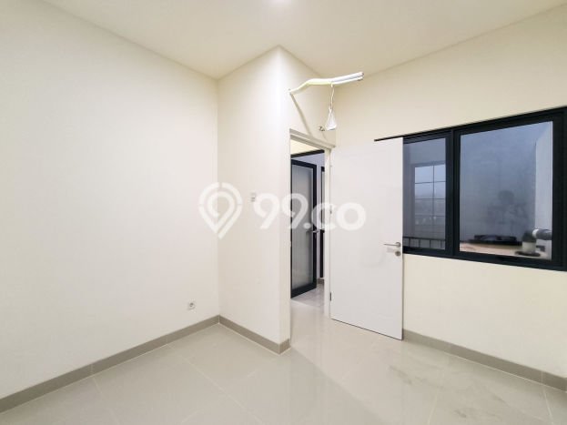 Rumah Strategis Minimalis Lb 85m2 di Pasar Rebo, Jakarta Timur Rumah Strategis Minimalis Lb 85m2 di Pasar Rebo, Jakarta Timur
