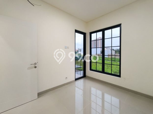 Rumah Strategis Minimalis Lb 85m2 di Pasar Rebo, Jakarta Timur Rumah Strategis Minimalis Lb 85m2 di Pasar Rebo, Jakarta Timur