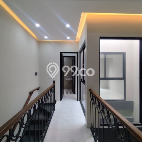 Rumah Minimalis 4 KT di Bintaro Jakarta Selatan Rumah Minimalis 4 KT di Bintaro Jakarta Selatan
