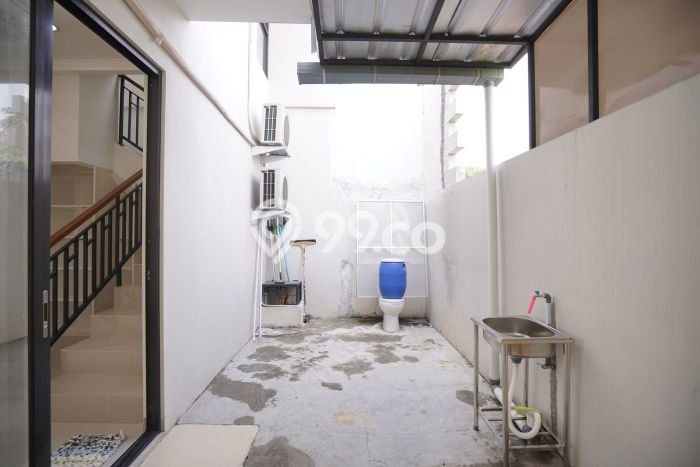 BEST INVESTMENT! Rumah area Galaxy, LT 79m² LB 80m² BEST INVESTMENT! Rumah area Galaxy, LT 79m² LB 80m²