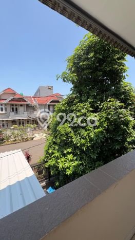 Ready to Use! Luxury House LT 220m2 Desain Modern di Gading Serpong Ready to Use! Luxury House LT 220m2 Desain Modern di Gading Serpong