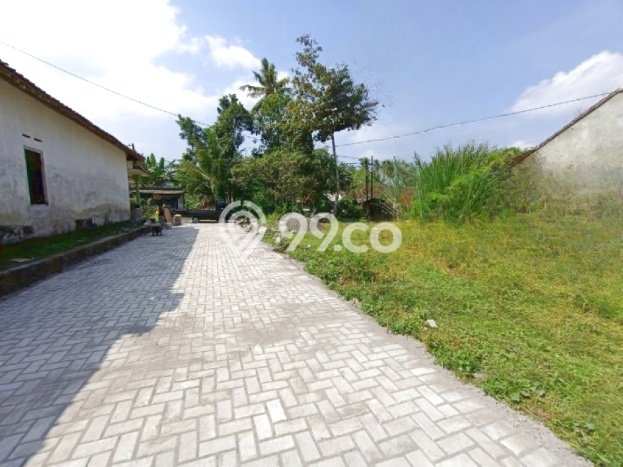 Dijual Tanah di Tempel Sleman Luas 50m2 SHM Dijual Tanah di Tempel Sleman Luas 50m2 SHM