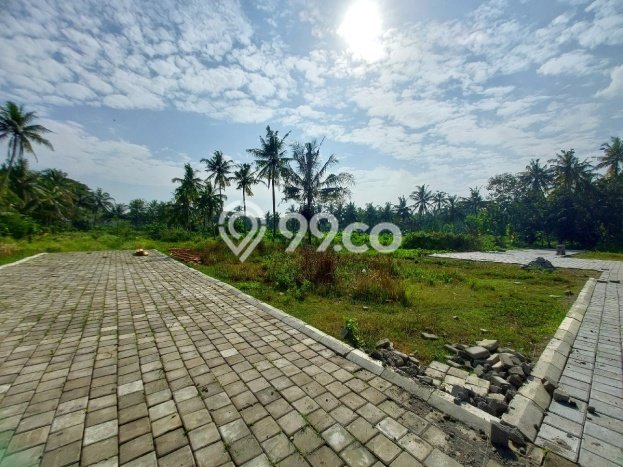 Lahan Dijual Lokasi Strategis di Kulon Progo dengan Luas 127m2 Lahan Dijual Lokasi Strategis di Kulon Progo dengan Luas 127m2