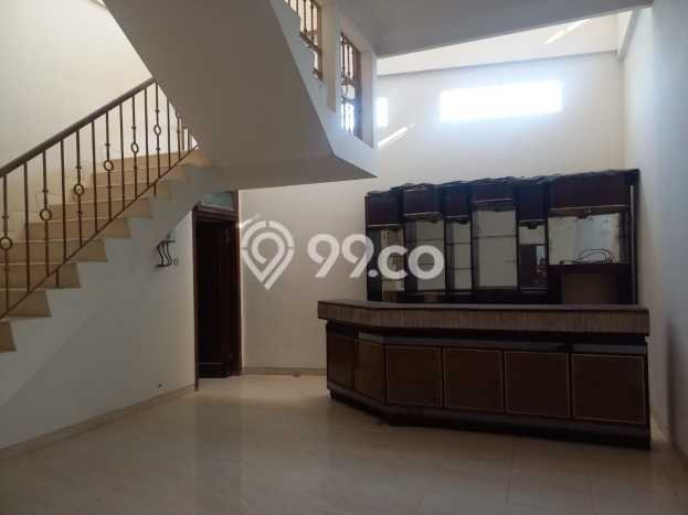 Dijual Rumah Premium dengan Fasilitas Sekitar Komplit di Semarang Barat, Semarang Dijual Rumah Premium dengan Fasilitas Sekitar Komplit di Semarang Barat, Semarang