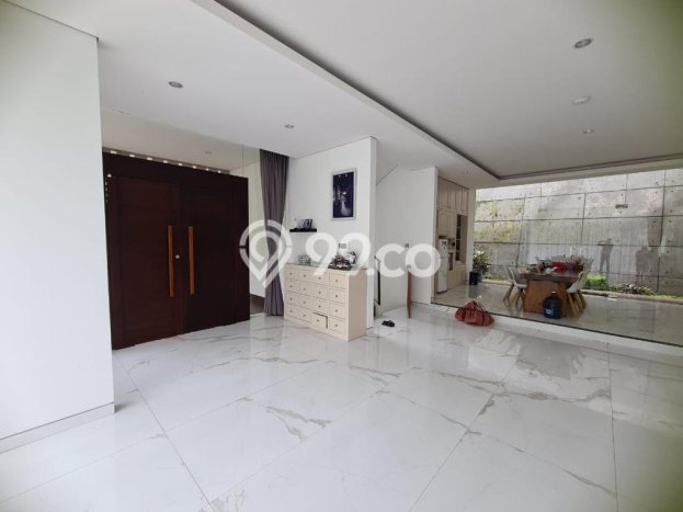 Bisa KPR! Rumah Asri area papandayan, LT 420m² LB 800m² Bisa KPR! Rumah Asri area papandayan, LT 420m² LB 800m²