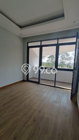 Rumah Nyaman 3 Kamar View Danau di BSB City, Semarang Rumah Nyaman 3 Kamar View Danau di BSB City, Semarang