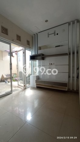 Rumah Bagus Semi Furnished dan Murah Sekali di Beranda Bali BSB Semarang, BSB City Rumah Bagus Semi Furnished dan Murah Sekali di Beranda Bali BSB Semarang, BSB City