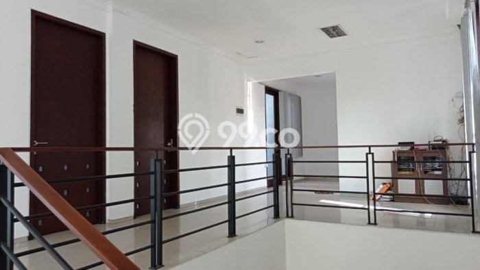 Rumah Elit Modern Siap Huni di Gajahmada Semarang Rumah Elit Modern Siap Huni di Gajahmada Semarang