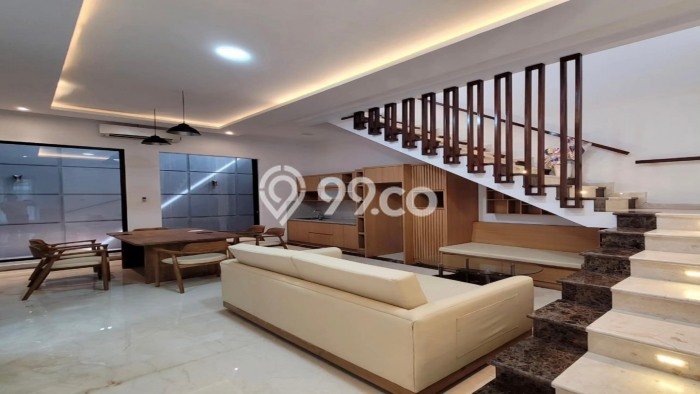 Rumah Eksklusif Dijual LT 126m2 di Banyumanik, Semarang Rumah Eksklusif Dijual LT 126m2 di Banyumanik, Semarang