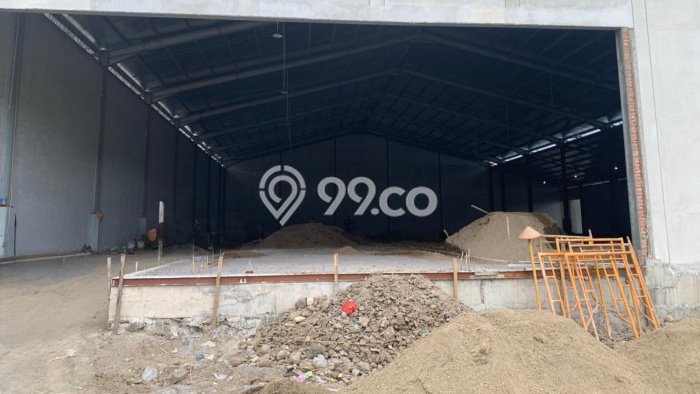 KAWASAN KOMERSIAL! Gudang Disewakan di Ngaliyan, Luas 1900m², Area Premium KAWASAN KOMERSIAL! Gudang Disewakan di Ngaliyan, Luas 1900m², Area Premium