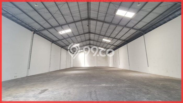 AREA BISNIS! Gudang di Ngaliyan, Luas 777m², Area Premium AREA BISNIS! Gudang di Ngaliyan, Luas 777m², Area Premium