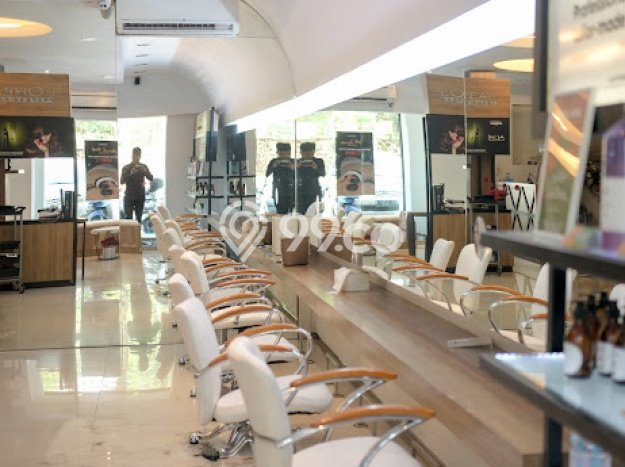Ruko Dijual di Candisari Semarang dengan Luas Bangunan 350m2 Ruko Dijual di Candisari Semarang dengan Luas Bangunan 350m2