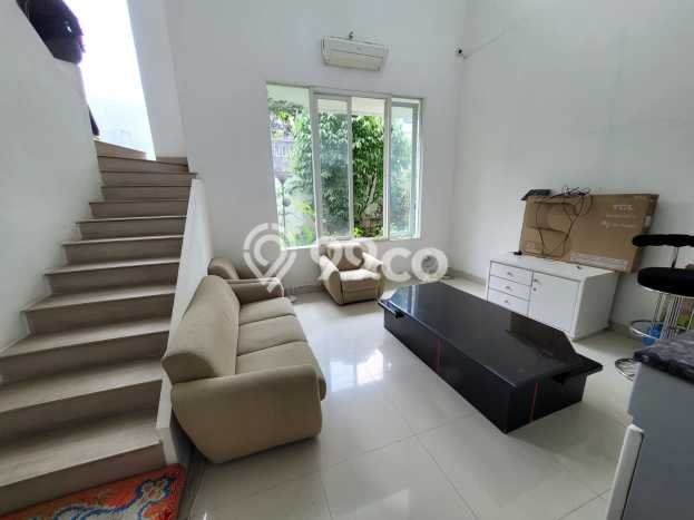 Rumah Elit LB 790m2 Siap Pakai Desain Elegan di Bukit Sari, Semarang Rumah Elit LB 790m2 Siap Pakai Desain Elegan di Bukit Sari, Semarang