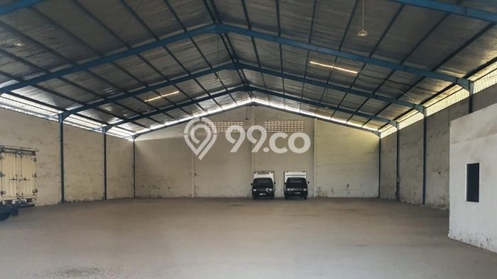AREA PROSPEKTIF! Gudang Kawasan Ngaliyan, Luas 850m2m², Sentra Bisnis AREA PROSPEKTIF! Gudang Kawasan Ngaliyan, Luas 850m2m², Sentra Bisnis