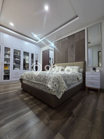 Jual Rumah Luas Megah Dengan View Cantik di Graha Padma, Semarang Jual Rumah Luas Megah Dengan View Cantik di Graha Padma, Semarang