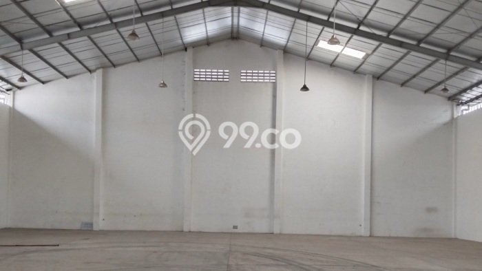 LOKASI STRATEGIS! Gudang Disewakan Kawasan Ngaliyan, Luas 1380m², Kawasan Berkembang LOKASI STRATEGIS! Gudang Disewakan Kawasan Ngaliyan, Luas 1380m², Kawasan Berkembang
