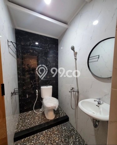 Rumah Modern Cantik 5 KT Bisa Langsung Pindah di Semarang Barat Rumah Modern Cantik 5 KT Bisa Langsung Pindah di Semarang Barat