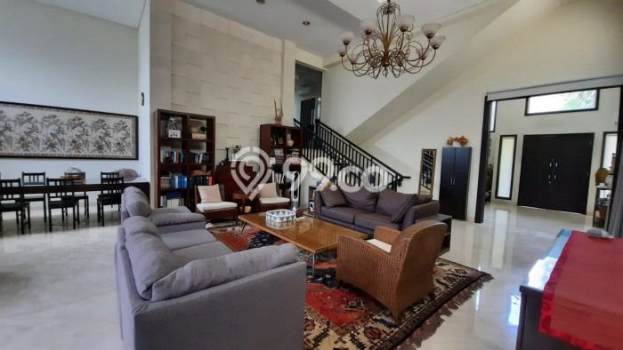 Hunian Elit LB 400m2 Siap Pakai Desain Elegan di Lippo Karawaci, Tangerang Hunian Elit LB 400m2 Siap Pakai Desain Elegan di Lippo Karawaci, Tangerang