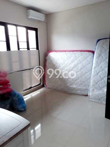 Rumah Luas Asri 3 KT Siap Pakai di BSD City Tangerang Rumah Luas Asri 3 KT Siap Pakai di BSD City Tangerang