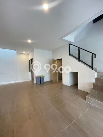 Rumah Eksklusif Dijual LT 84m2 di BSD, Tangerang Selatan Rumah Eksklusif Dijual LT 84m2 di BSD, Tangerang Selatan