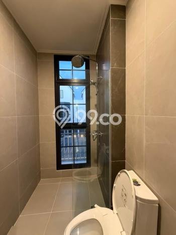 Dijual Rumah Mewah Megah Dengan View Cantik di Gading Serpong, Tangerang Dijual Rumah Mewah Megah Dengan View Cantik di Gading Serpong, Tangerang