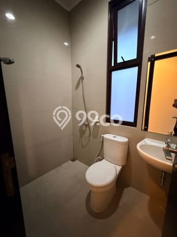 Sewa Rumah Harga Terjangkau di BSD City Tangerang dengan 2 Kamar Tidur Sewa Rumah Harga Terjangkau di BSD City Tangerang dengan 2 Kamar Tidur